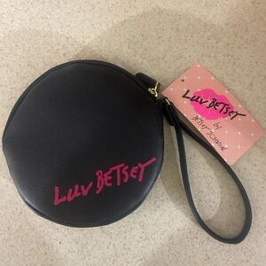 Betsey Johnson Luv Betsey Unicorn Rainbow Coin Wristlet NWT